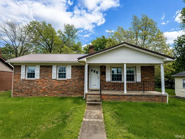 $179,900 | 1030 14th Street, Tell City, IN 47586