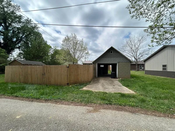 $179,900 | 1030 14th Street, Tell City, IN 47586