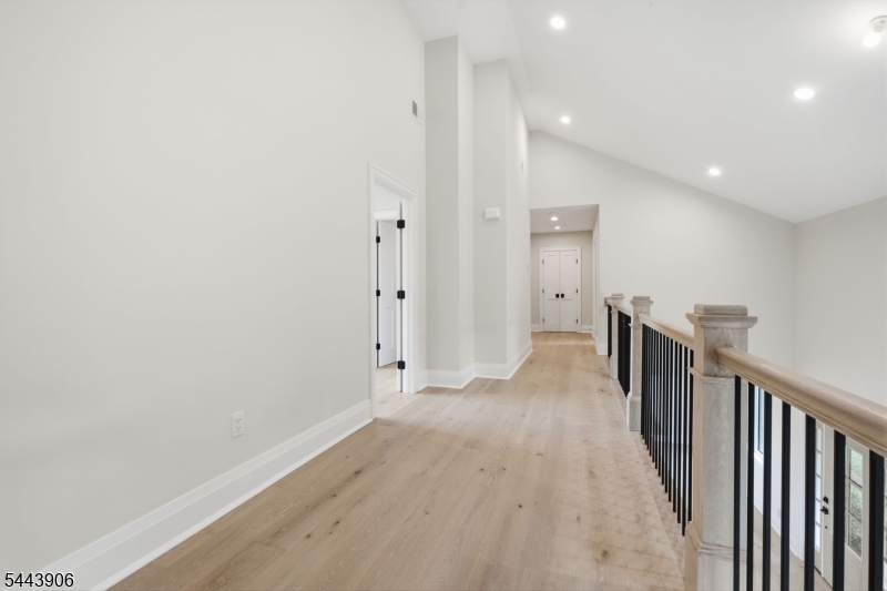 180 Round Top Road Bernardsville, NJ 07924 - Photo 16 of 50