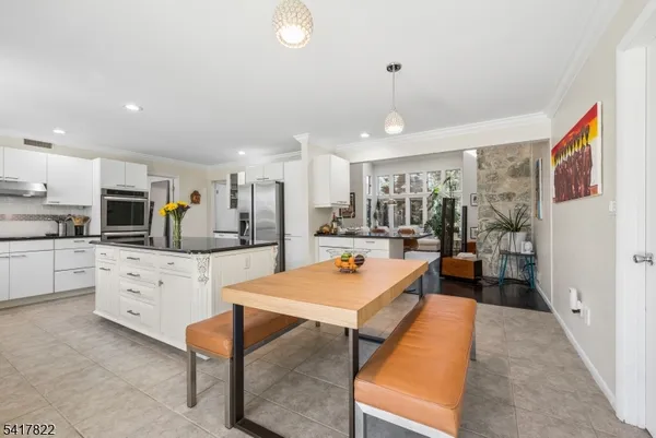 $1,695,000 | 5 Meadow Drive, Warren, NJ 07059