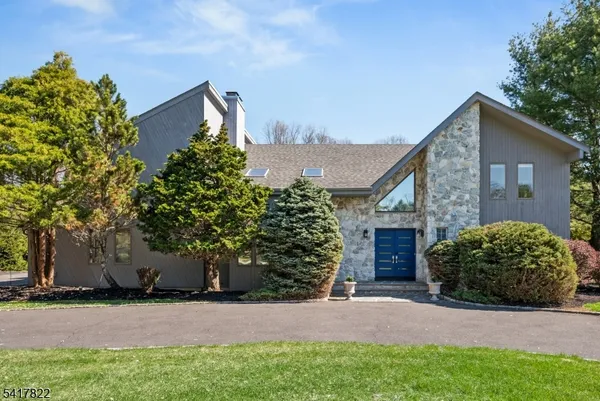 $1,695,000 | 5 Meadow Drive, Warren, NJ 07059