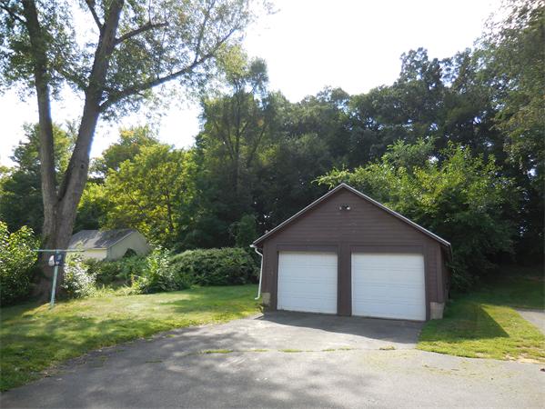 11 Piper Road West Springfield, MA 01089 - Photo 6 of 19