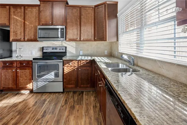 $210,000 | 250 Rosenwald Lane, Hampton, GA 30228