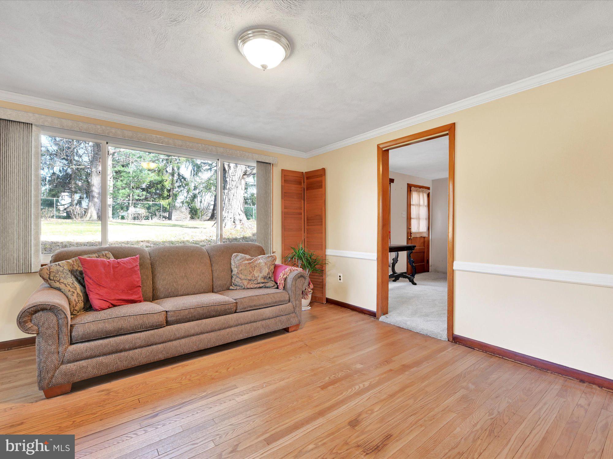 27 Maple Road York, PA 17403 - Photo 6 of 28 Gallery Image 6