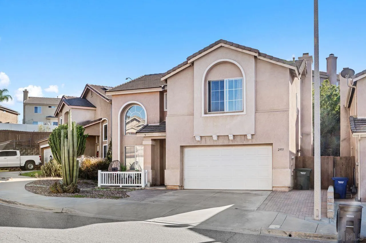 2975 River Shadow Court Alpine, CA 91901 - Photo 2 of 30