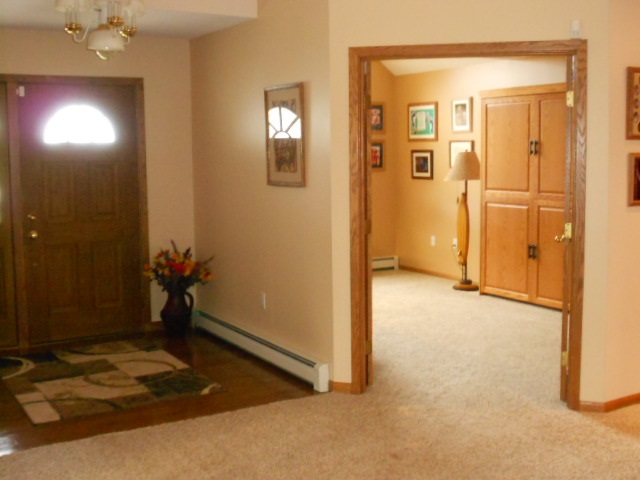 988 North Lumberjack Road Sumner, MI 48889 - Photo 6 of 36 1818399-5.JPG