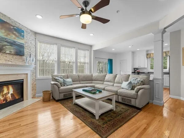 $575,000 | 100 Buttercup Lane, Unit 100, Grafton, MA 01560