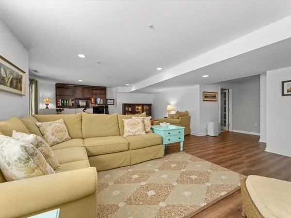 $575,000 | 100 Buttercup Lane, Unit 100, Grafton, MA 01560