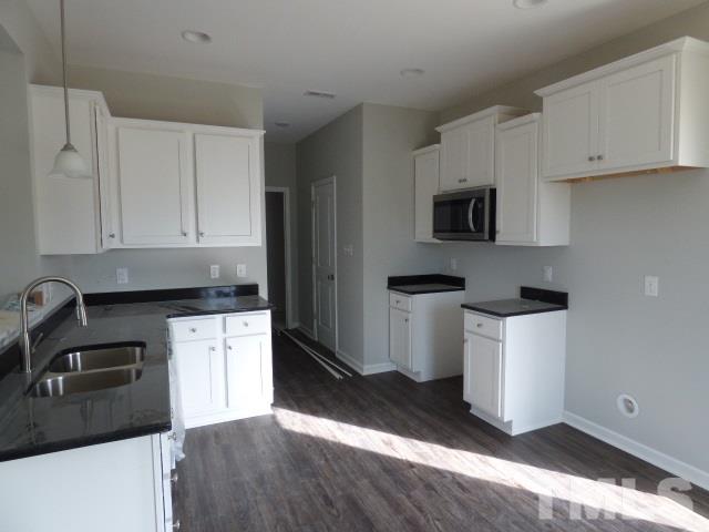 16 Chic Ennis Road Coats, NC 27521 - Photo 6 of 19