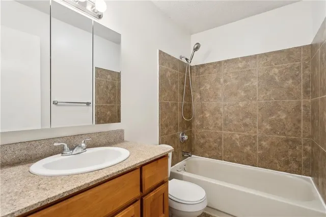 $1,300 | 28547 Canal Drive, Lacombe, LA 70445