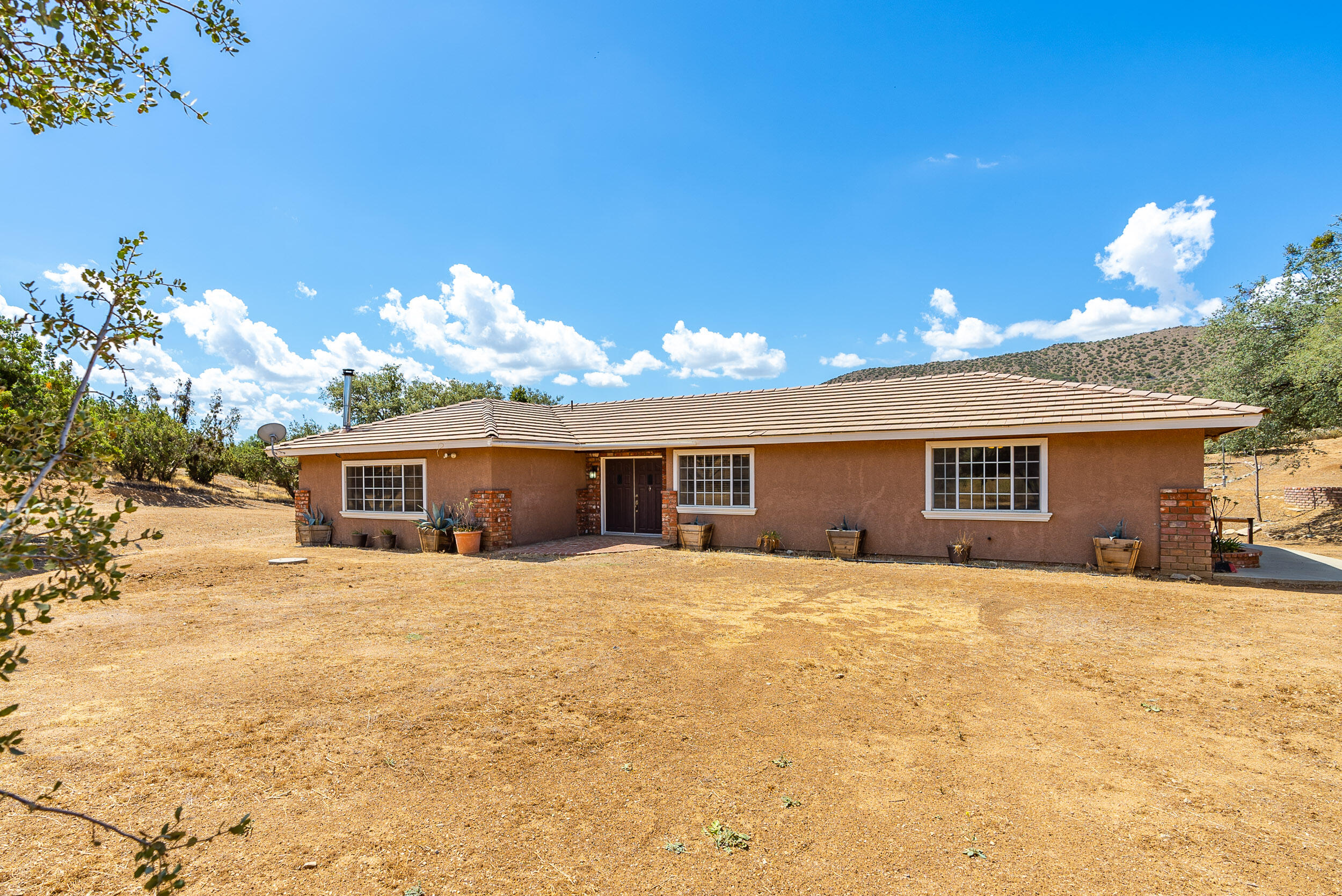 6073 Valley Sage Road Acton, CA 93510 - Photo 3 of 48 Valley Sage-01