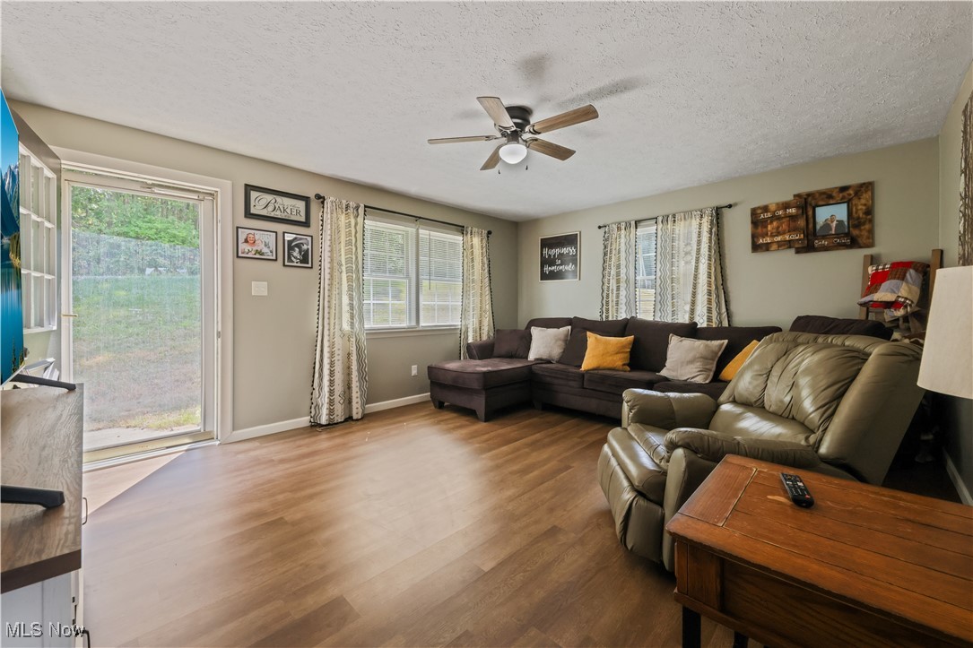 23 Penny Road Southwest Carrollton, OH 44615 - Photo 11 of 47 Gallery Image 11