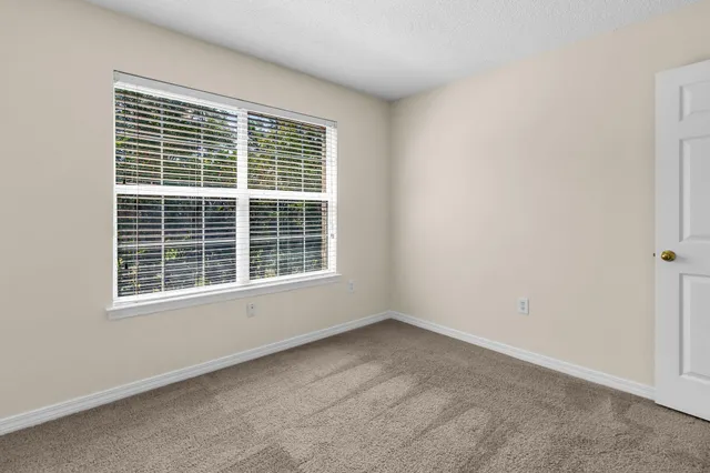 $327,500 | 1013 Freeport Court, Mary Esther, FL 32569