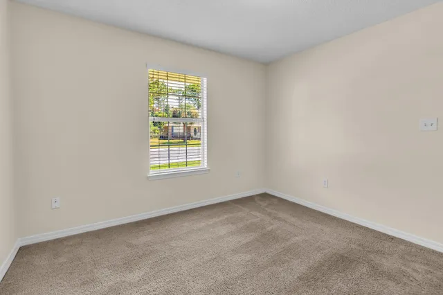 $327,500 | 1013 Freeport Court, Mary Esther, FL 32569