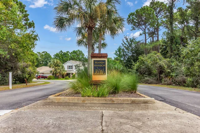 $327,500 | 1013 Freeport Court, Mary Esther, FL 32569