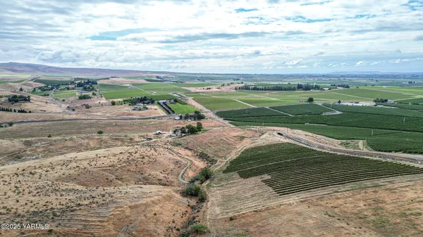 $975,000 | Nka Cheyne Road, Zillah, WA 98953