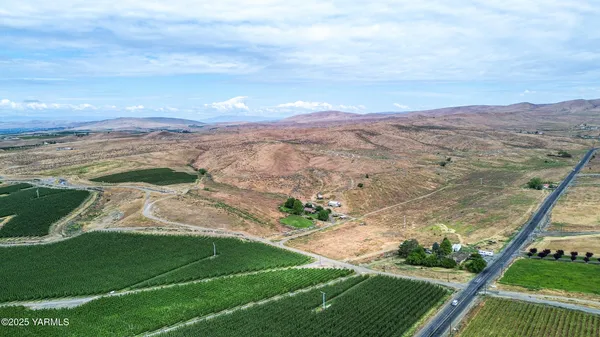 $975,000 | Nka Cheyne Road, Zillah, WA 98953
