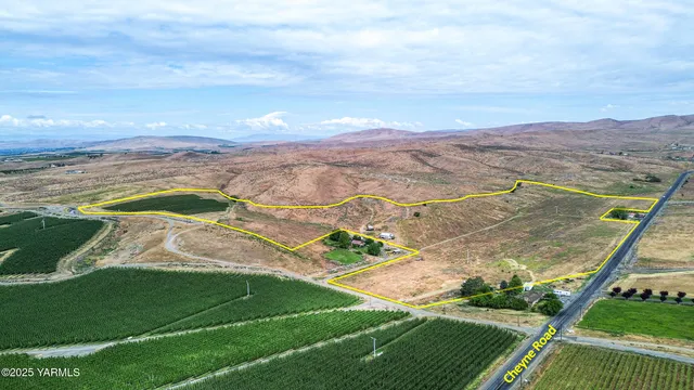 $990,000 | Nka Cheyne Road, Zillah, WA 98953