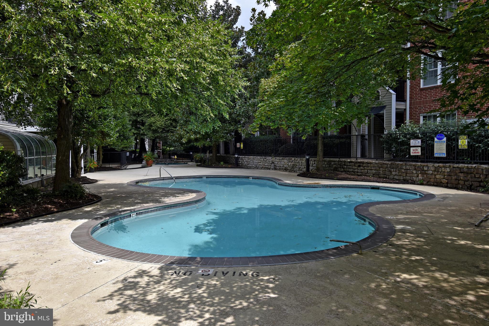 3315 Wyndham Circle, Unit 1223 Alexandria, VA 22302 - Photo 34 of 47