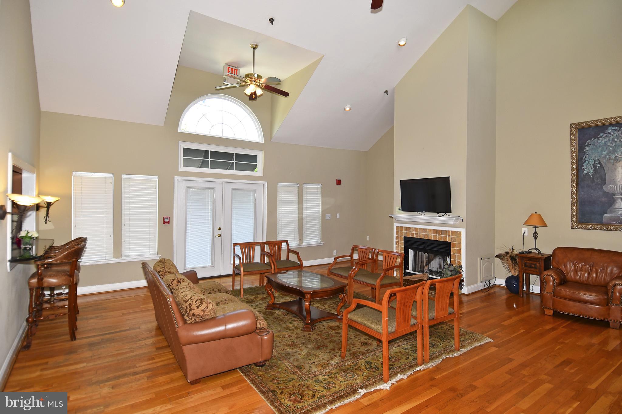 3315 Wyndham Circle, Unit 1223 Alexandria, VA 22302 - Photo 35 of 47