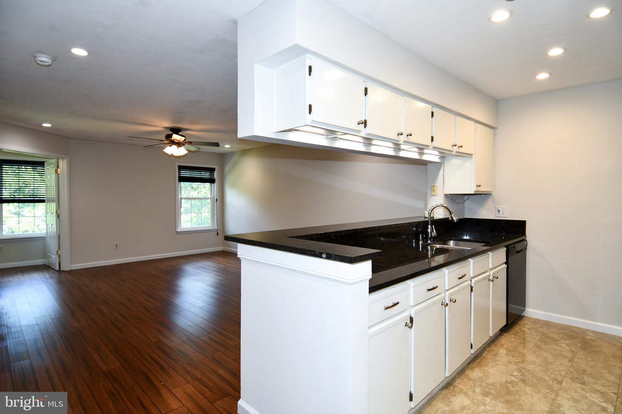 3315 Wyndham Circle, Unit 1223 Alexandria, VA 22302 - Photo 5 of 47