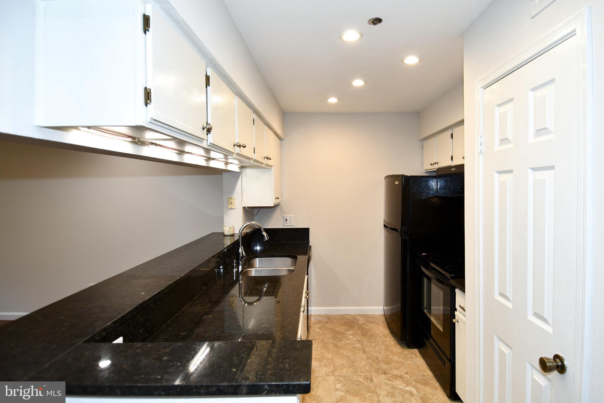 3315 Wyndham Circle, Unit 1223 Alexandria, VA 22302 - Photo 7 of 47