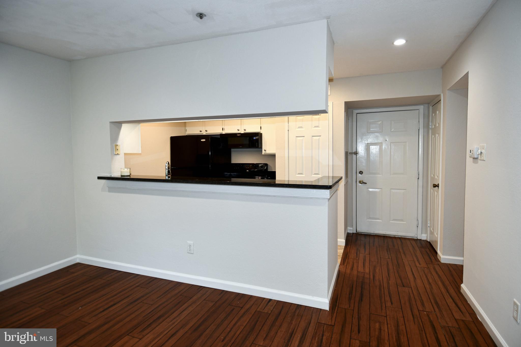 3315 Wyndham Circle, Unit 1223 Alexandria, VA 22302 - Photo 10 of 47