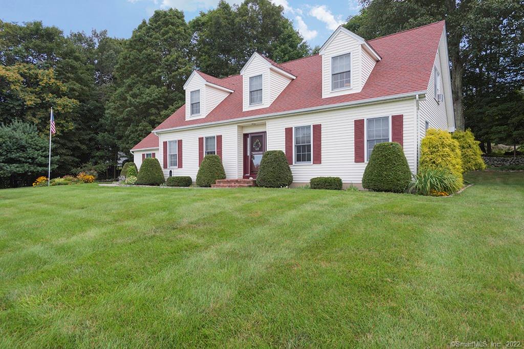 27 Pleasant View Road New Milford, CT 06776 - Photo 1 of 1