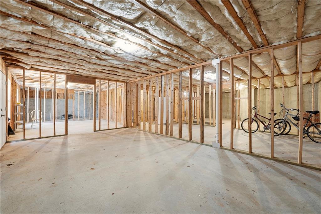 2708 Oakmont Way Monroe, GA 30656 - Photo 31 of 40 a view of an empty room