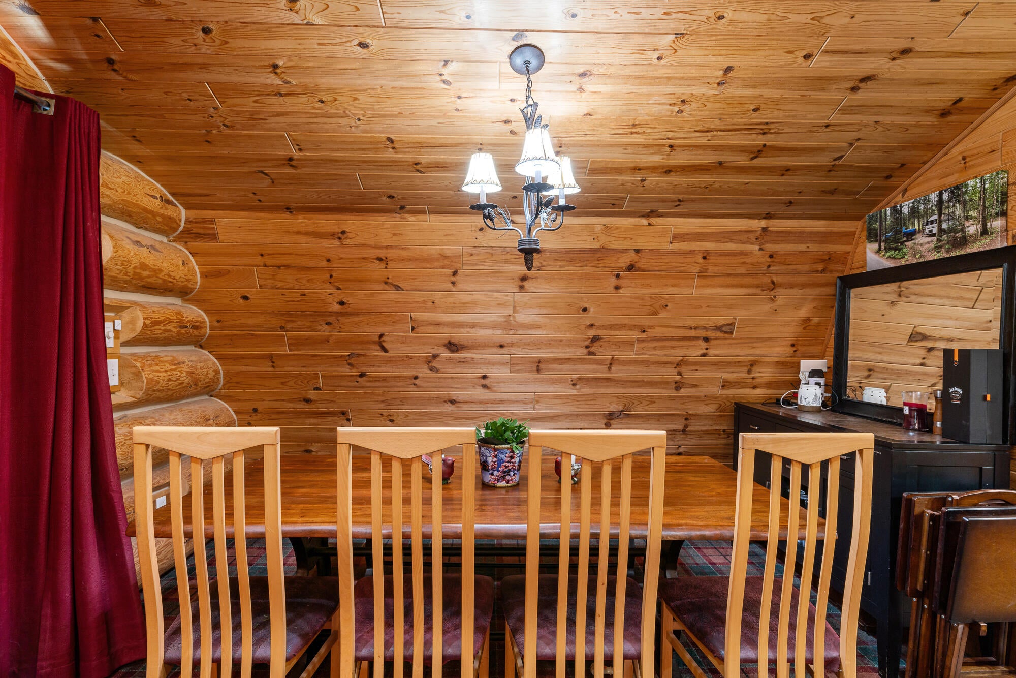 1725 Abbey Road Petoskey, MI 49770 - Photo 8 of 55 Gallery Image 8