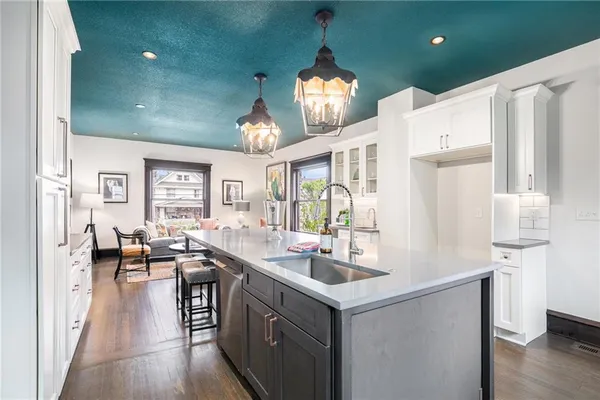 $750,000 | 2930 Campbell Street, Kansas City, MO 64109