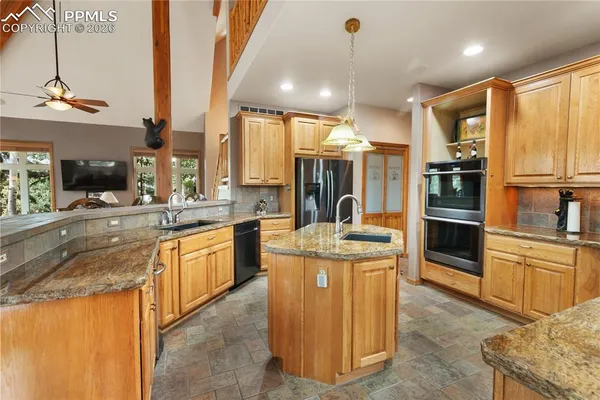 $1,295,000 | 591 Skyline Drive, Woodland Park, CO 80863