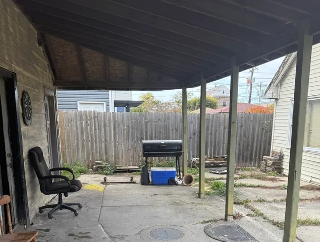 $269,999 | 2304 West 47th Place, Chicago, IL 60609