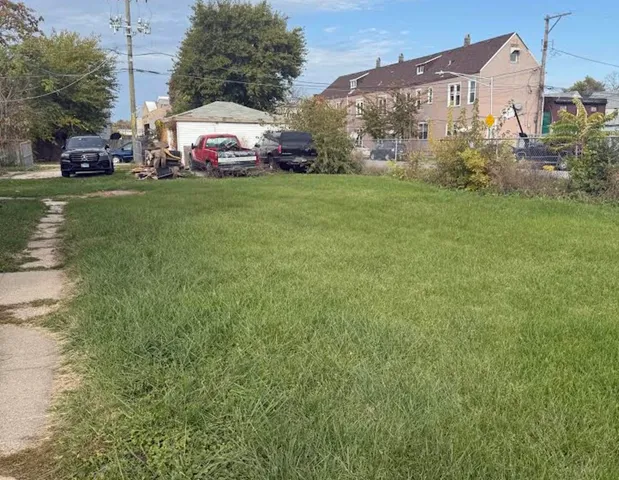 $269,999 | 2304 West 47th Place, Chicago, IL 60609