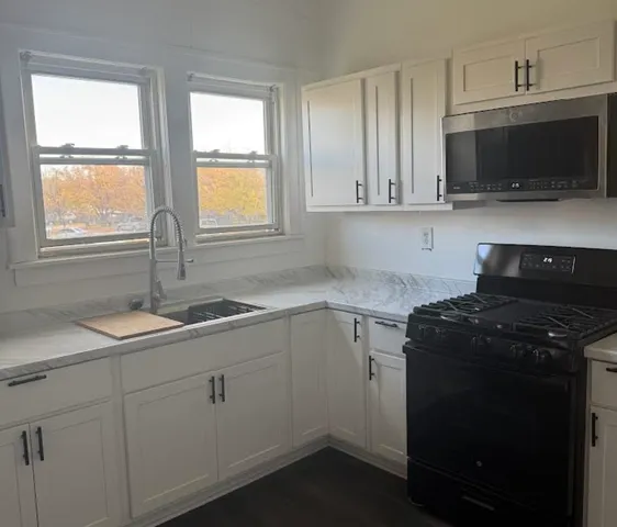 $269,999 | 2304 West 47th Place, Chicago, IL 60609