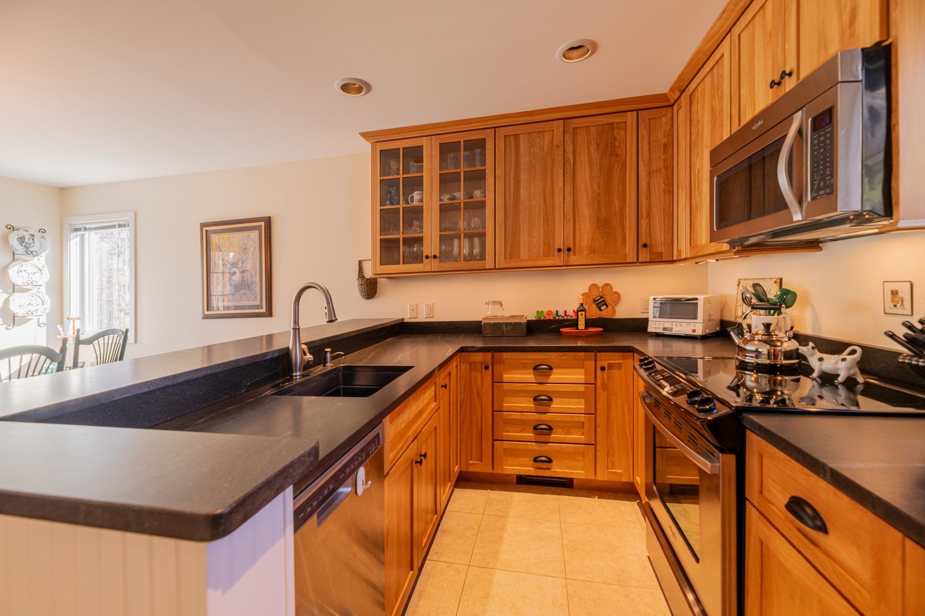202 Eagle Rise Road, Unit 16 Manchester, VT 05255 - Photo 12 of 32