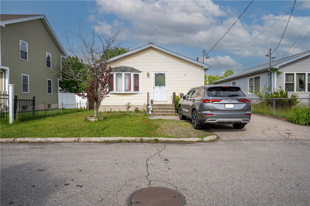 102 Kenmore Street Pawtucket, RI 02861 - Photo 1 of 3