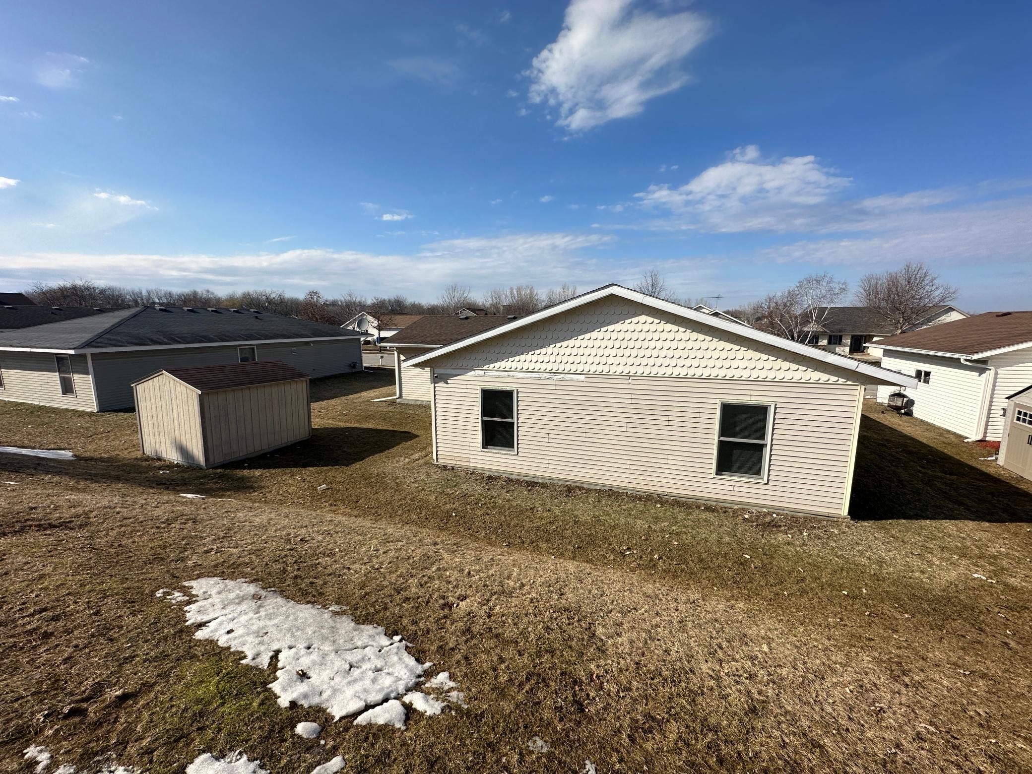 4552 Manor Brook Drive Northwest Rochester, MN 55901 - Photo 5 of 35