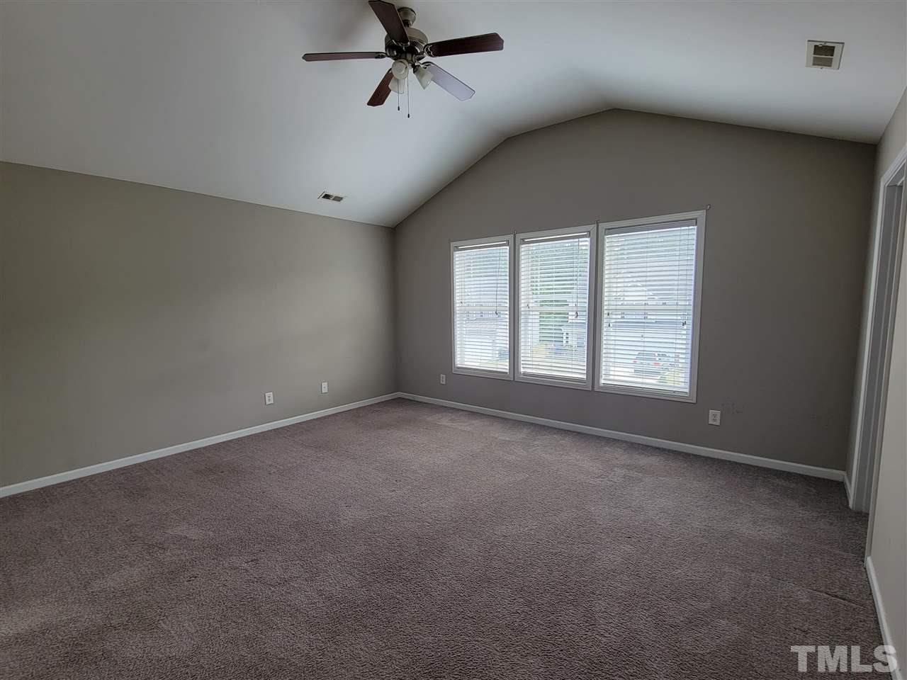 4018 Patriot Ridge Court Raleigh, NC 27610 - Photo 5 of 8