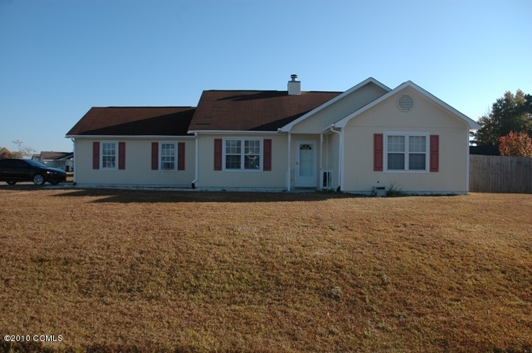 322 Buckhead Road Hubert, NC 28539 - Photo 1 of 15 Front Elevation