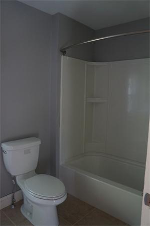 983 Sumner Avenue Springfield, MA 01118 - Photo 9 of 15 Gallery Image 9