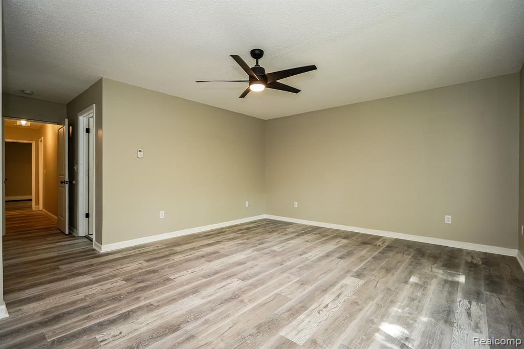 24154 Rougecrest Road Southfield, MI 48033 - Photo 79 of 84