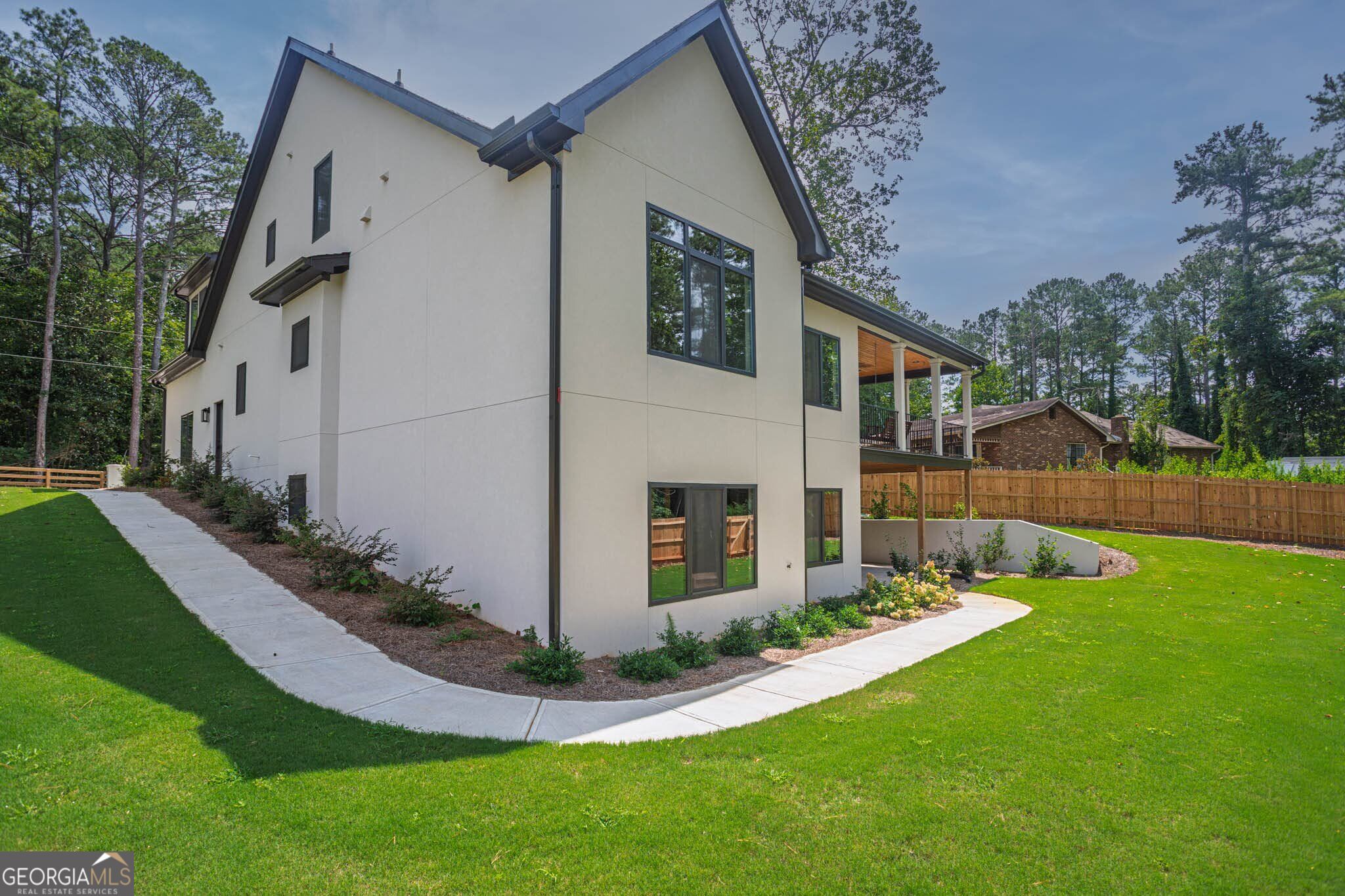 2162 Plantation Road Lawrenceville, GA 30044 - Photo 55 of 56 Gallery Image 55