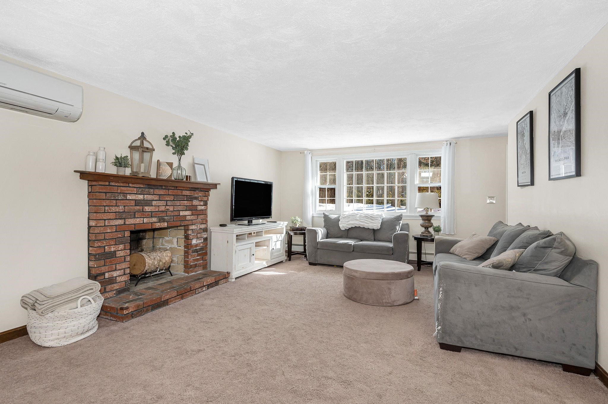 14 Londonderry Road Windham, NH 03087 - Photo 14 of 47