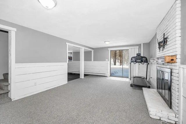 $640,000 | 14 Londonderry Road, Windham, NH 03087