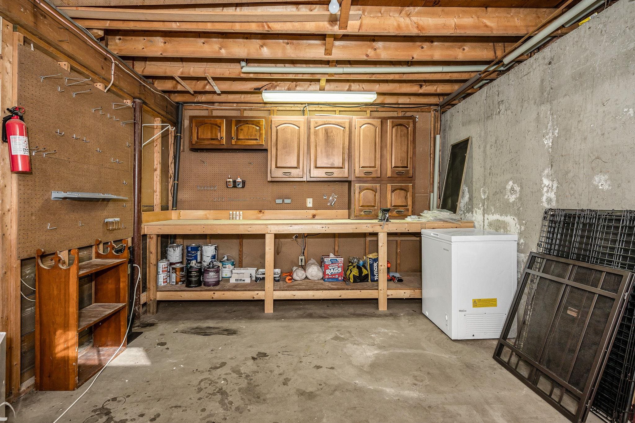 14 Londonderry Road Windham, NH 03087 - Photo 31 of 47