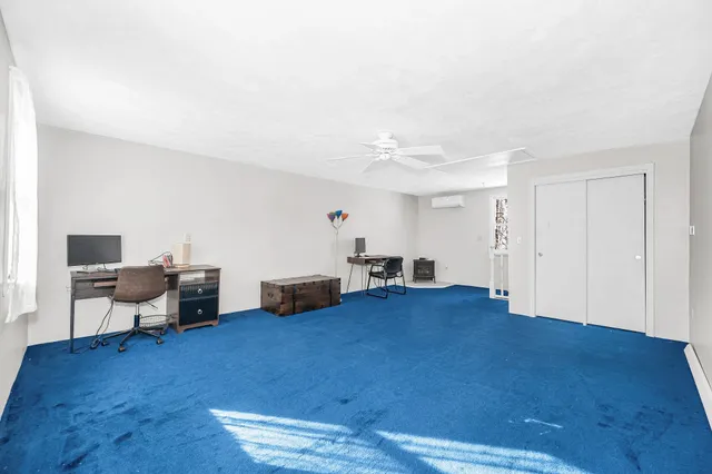 $640,000 | 14 Londonderry Road, Windham, NH 03087