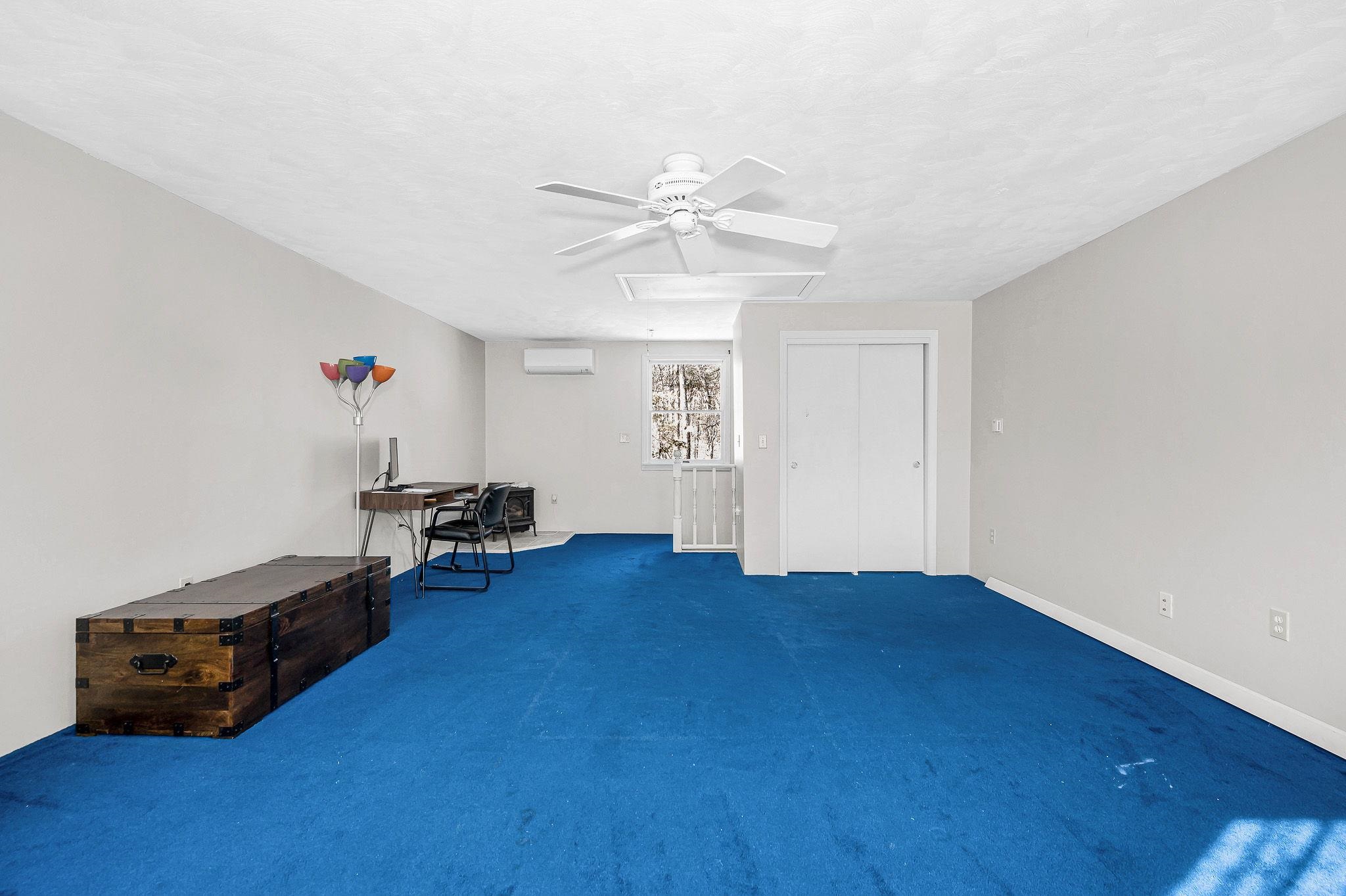 14 Londonderry Road Windham, NH 03087 - Photo 36 of 47