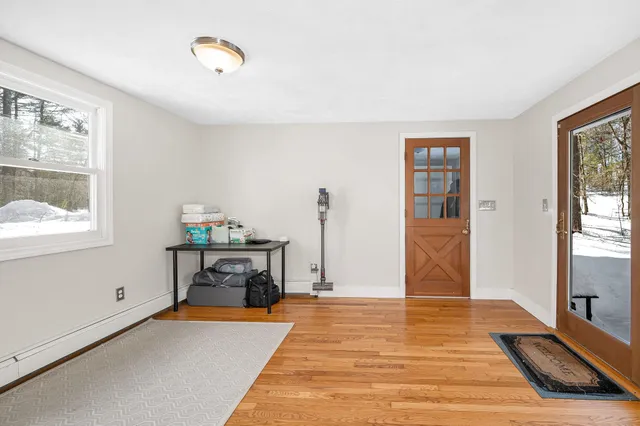 $640,000 | 14 Londonderry Road, Windham, NH 03087