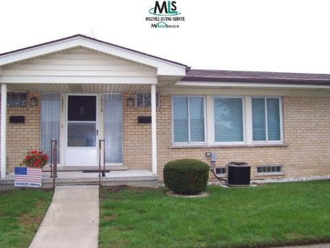 19313 East Thirteen Mile Road Roseville, MI 48066 - Photo 1 of 9 237141.JPG